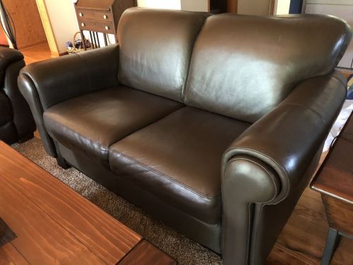 Click to view full screen Espresso Vinyl & Leather Finish photo review